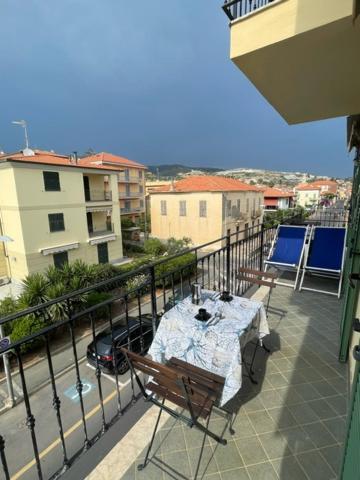 Marina Apartment Riva Ligure