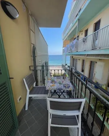 Appartamento Residenza Marina Riva Ligure Esterno foto