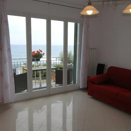 Appartamento Residenza Marina Riva Ligure Camera foto